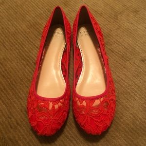 Crown & Ivy Coral Sun Orange Lace Flats